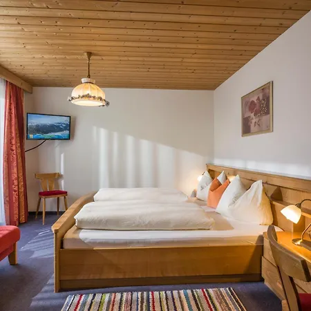 Gmuenderklause Guest house