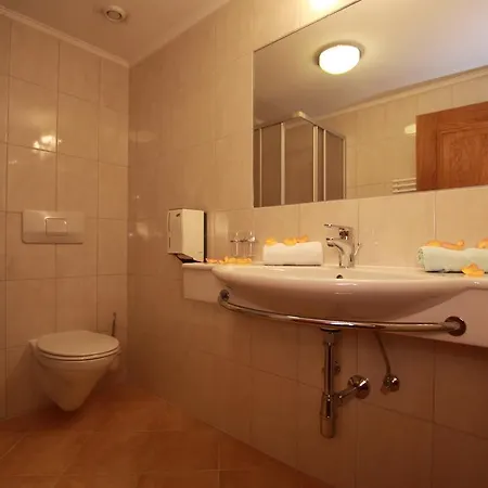 Gmuenderklause Vendégház Gerlos